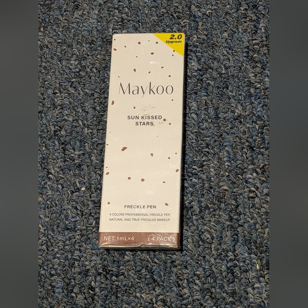 Maykoo Sun Kissed Stars Freckle Pen Set